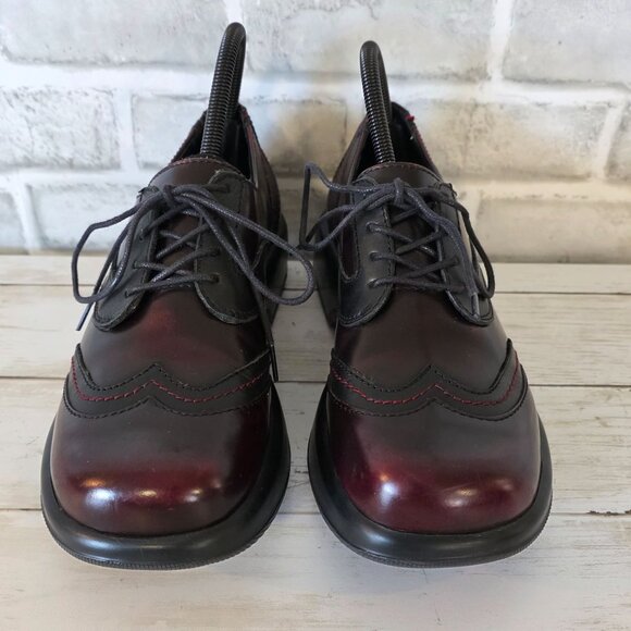 Dansko Burgandy Leather Oxford Lace Shoes Classic Preppy Sturdy Women 39 8.5 EUC - Picture 3 of 8